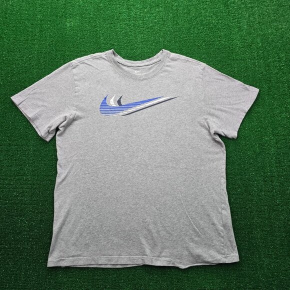 Nike Tee Tshirt Mens Medium Gray Short Sleeve Triple Swoosh Activewear Workout - Picture 1 of 8